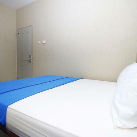 Kamar Keluarga Kampung Bali III Hostel Jakarta Exterior foto