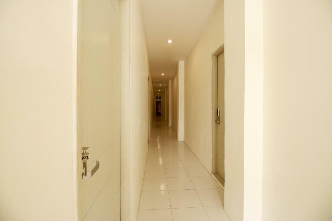 Kamar Keluarga Kampung Bali III Hostel Jakarta Exterior foto